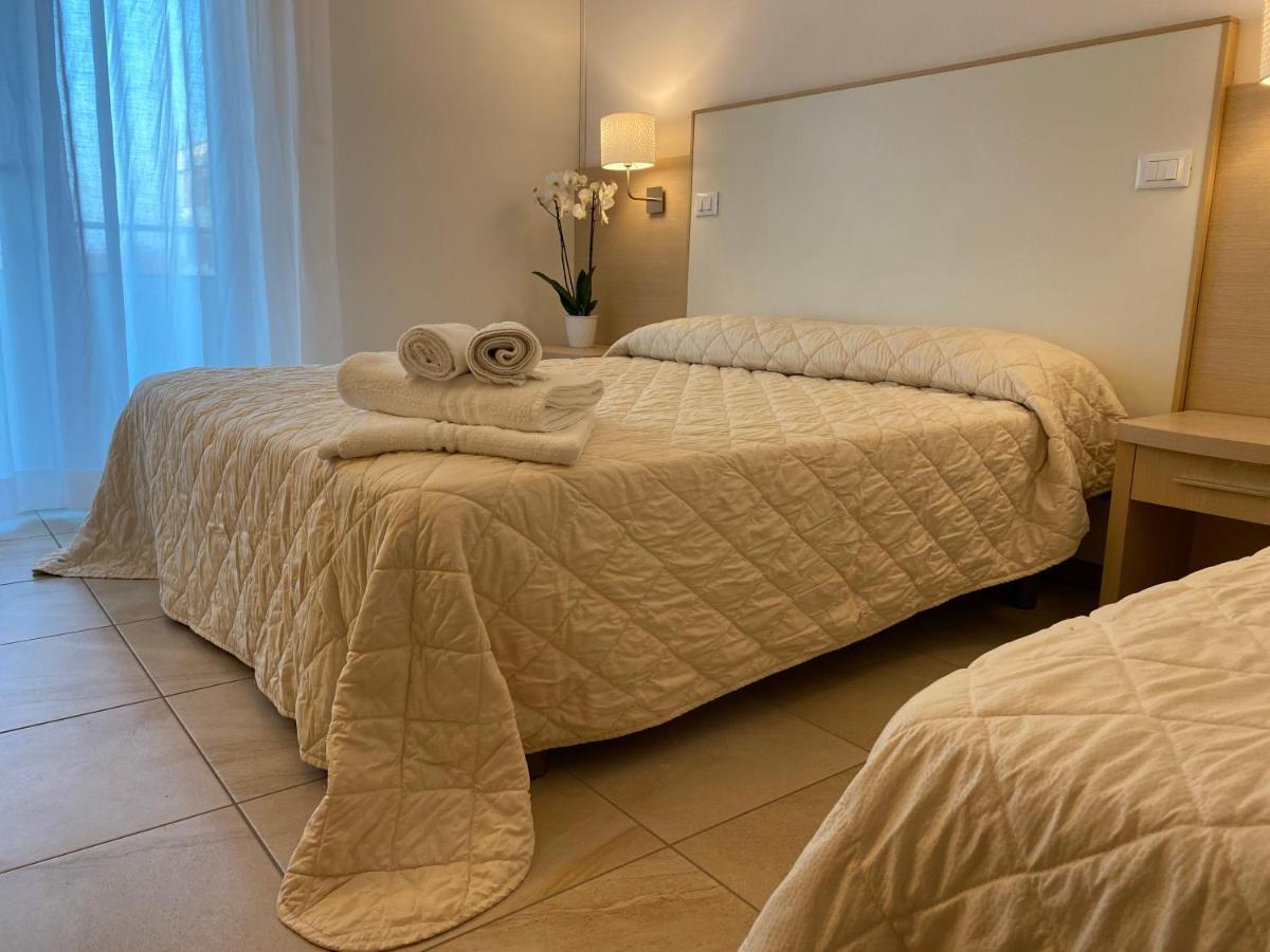 Hotel Palladio B&B Cervia Extérieur photo