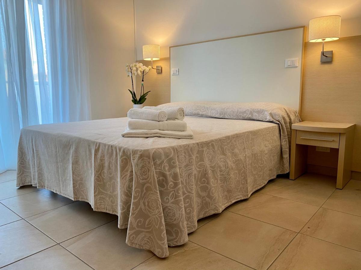 Hotel Palladio B&B Cervia Extérieur photo