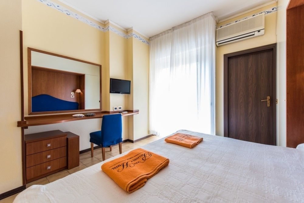 Hotel Palladio B&B Cervia Extérieur photo