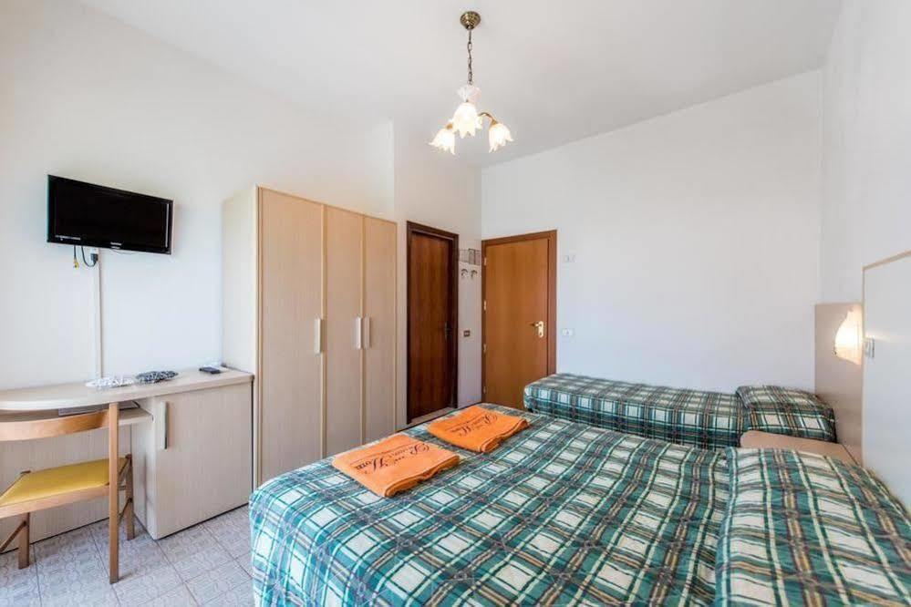 Hotel Palladio B&B Cervia Extérieur photo
